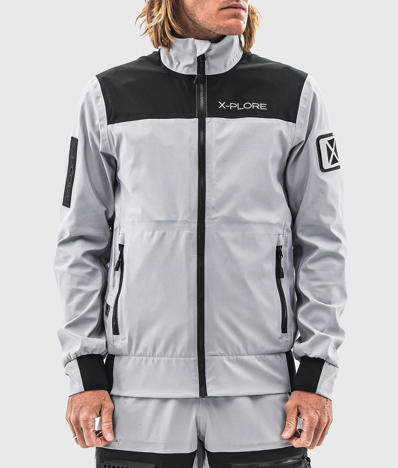 Front view of the Open Ocean Speed Jacket in grey